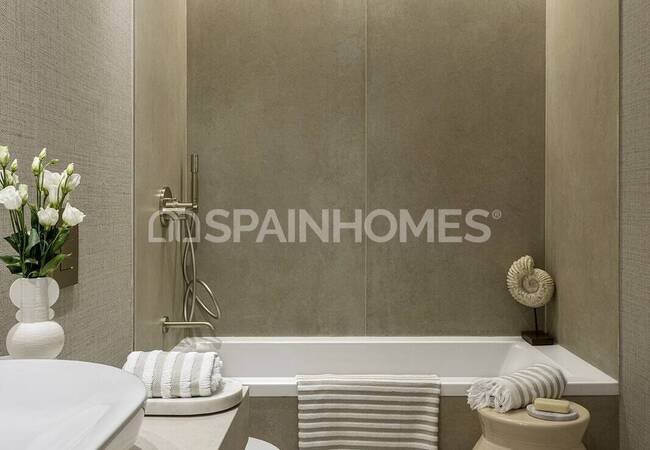 Sea View Apartments in Beachfront Building in Benidorm 34