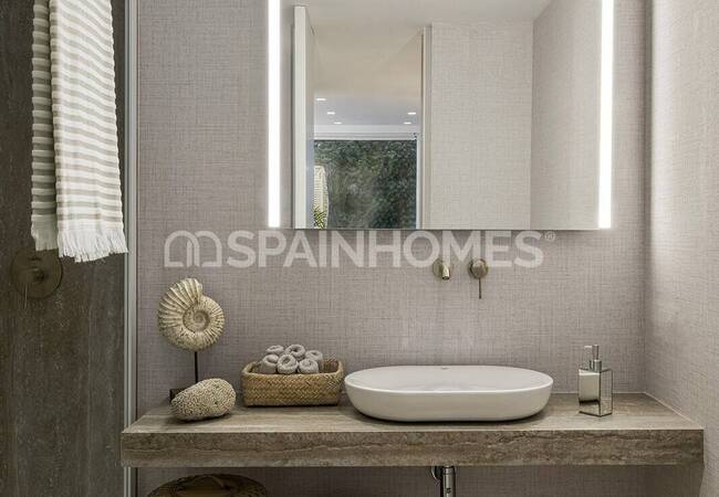 Sea View Apartments in Beachfront Building in Benidorm 36