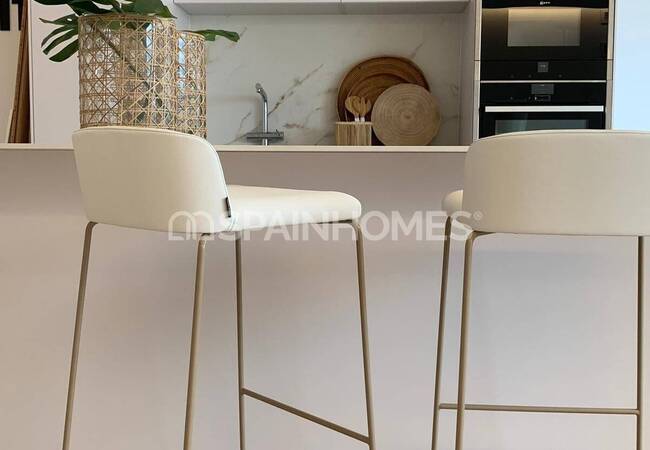 Sea View Apartments in Beachfront Building in Benidorm 59