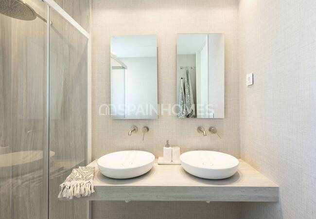 Sea View Apartments in Beachfront Building in Benidorm 77