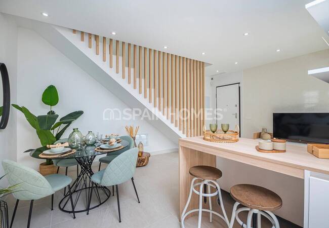 Torrevieja'da Özel Havuzlu Satılık Şık Tasarımlı Evler 30