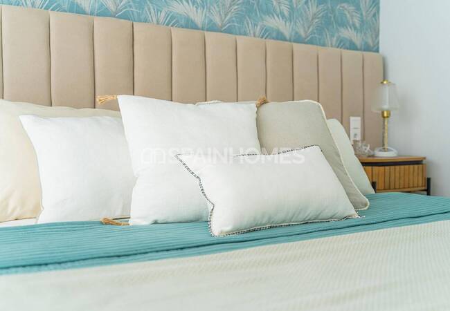 Torrevieja'da Özel Havuzlu Satılık Şık Tasarımlı Evler 40