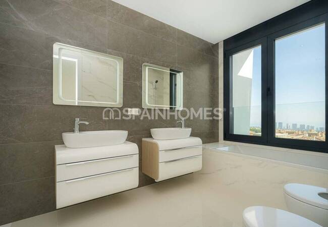 Finestrat'ta Plaja ve Şehre 5 Km Mesafede Lüks Villalar 21