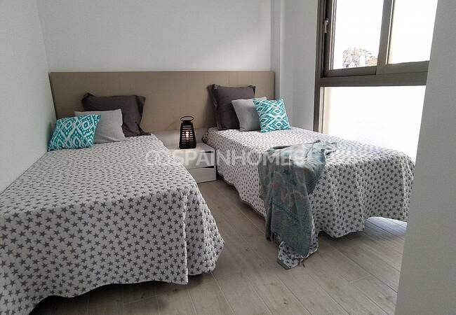 Villamartin Costa Blanca'da Özel Havuzlu Şık Villalar 18