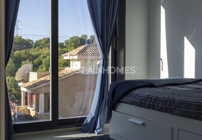 Spacious Detached Houses Close to Beach in La Nucia Alicante 31
