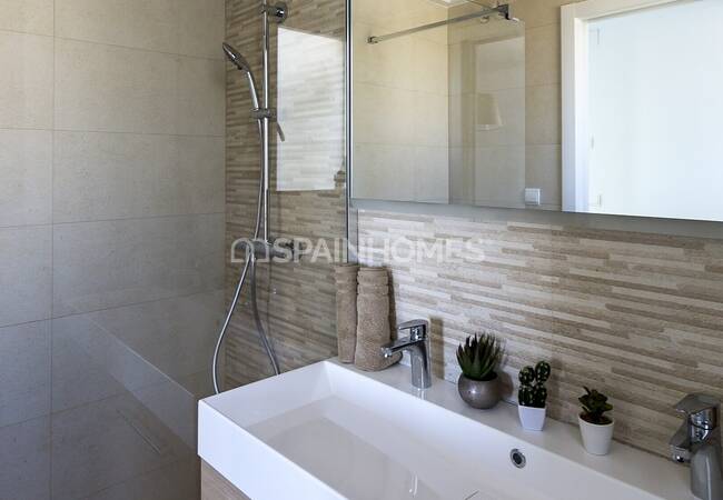 Spacious Detached Houses Close to Beach in La Nucia Alicante 35