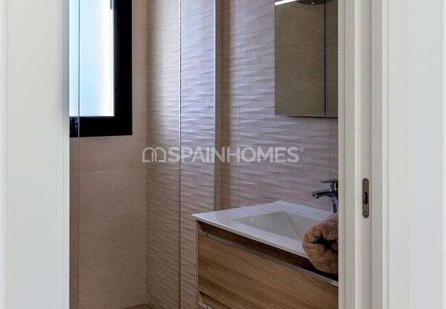 Spacious Detached Houses Close to Beach in La Nucia Alicante 39