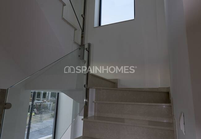 Spacious Detached Houses Close to Beach in La Nucia Alicante 24