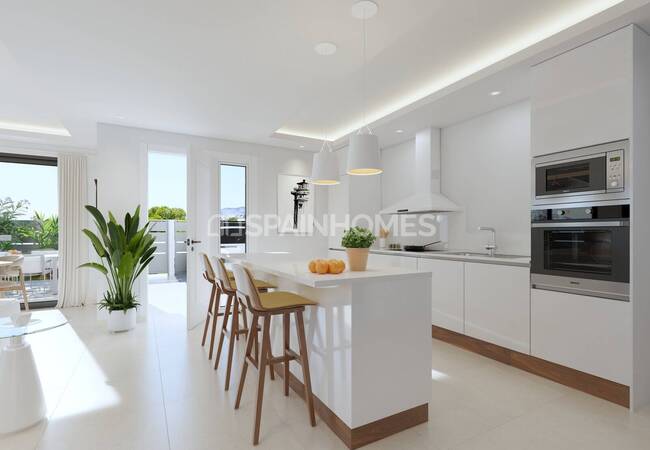 Luxe Villas with 3 Bedrooms and a Large Solarium in Daya Nueva 7