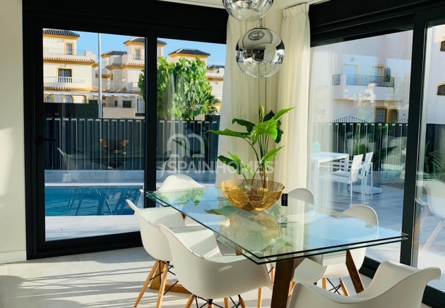 Villas with Garden and Solarium Near the Coast in San Fulgencio 11