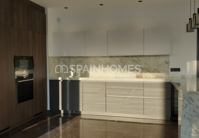 Villas with Sea, City, and Nature Views in Benidorm Alicante 22