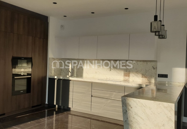 Villas with Sea, City, and Nature Views in Benidorm Alicante 24