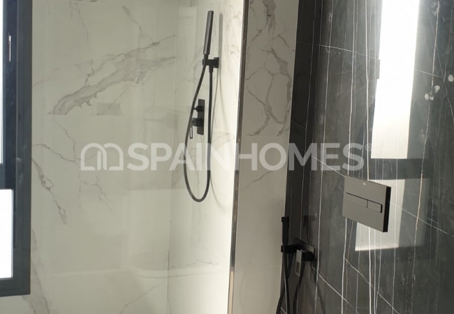 Villas with Sea, City, and Nature Views in Benidorm Alicante 53