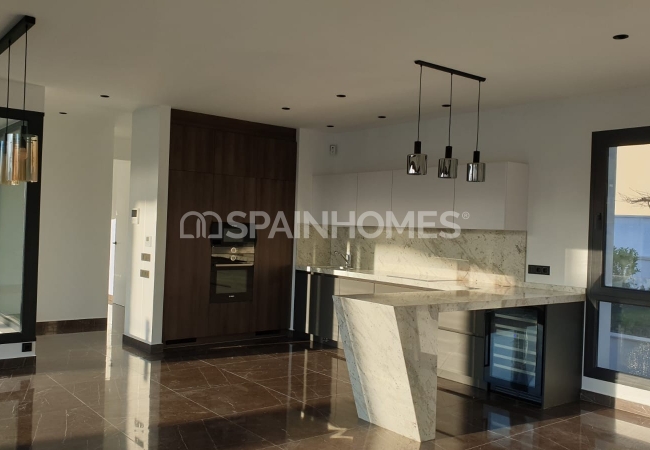 Villas with Sea, City, and Nature Views in Benidorm Alicante 30