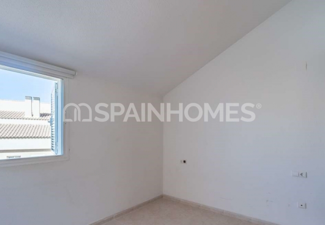 Alicante El Campello'da Sahile Yakın Havuzlu Sitede Geniş Villa 29