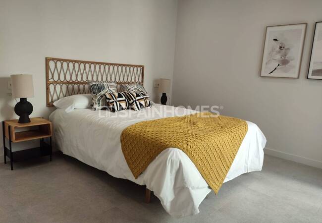 Pilar De La Horadada'da Havuzlu Site İçinde Sıfır Daireler 9