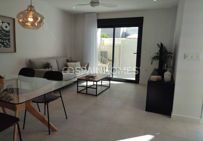 Pilar De La Horadada'da Havuzlu Site İçinde Sıfır Daireler 6