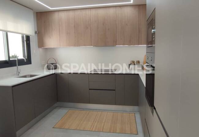 Pilar De La Horadada'da Havuzlu Site İçinde Sıfır Daireler 8