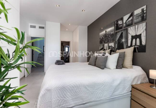 Modern Villas with Pools and Parking in Pilar De La Horadada 17