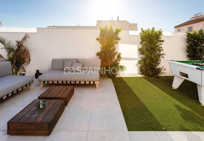 Modern Villas with Pools and Parking in Pilar De La Horadada 22