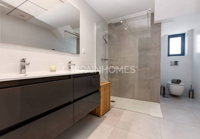 Modern Villas with Pools and Parking in Pilar De La Horadada 21