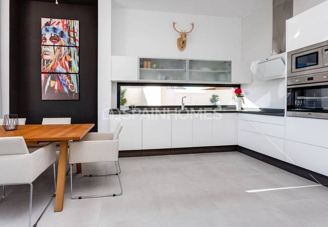 Modern Villas with Pools and Parking in Pilar De La Horadada 13