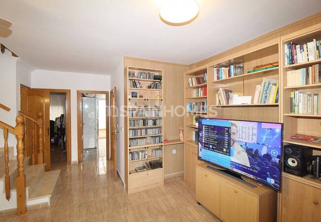 Affordable Semi-detached House in Pilar De La Horadada Spain 10