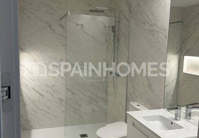 Alicante Altea'da Muhteşem Manzaralı Lüks Villa 32