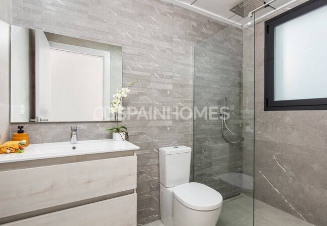 Bungalow Style Detached Houses in Alicante La Herrada 30