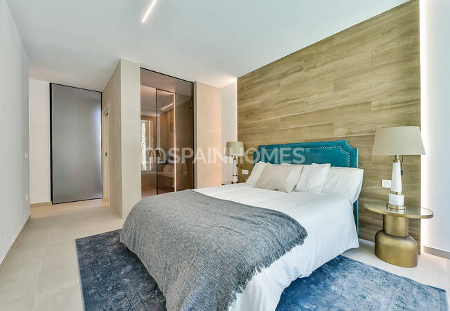 Altea Alicante'de Sahile Yakın Konumda Havuzlu Lüks Villa 35