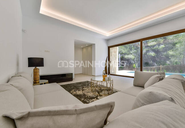 Altea Alicante'de Sahile Yakın Konumda Havuzlu Lüks Villa 20