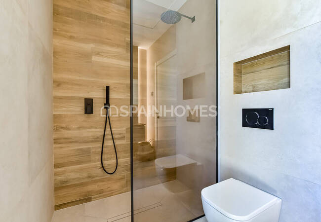 Altea Alicante'de Sahile Yakın Konumda Havuzlu Lüks Villa 51