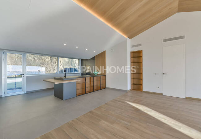 3-bedroom Penthouse Apartment with Open Sea Views in Altea 34