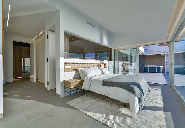 3-bedroom Penthouse Apartment with Open Sea Views in Altea 38