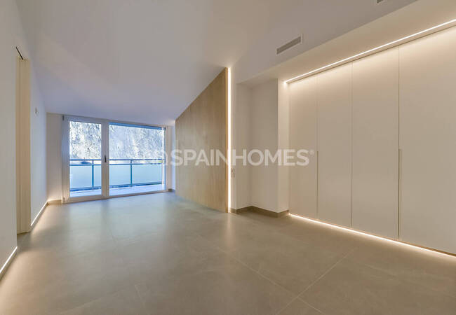 3-bedroom Penthouse Apartment with Open Sea Views in Altea 18