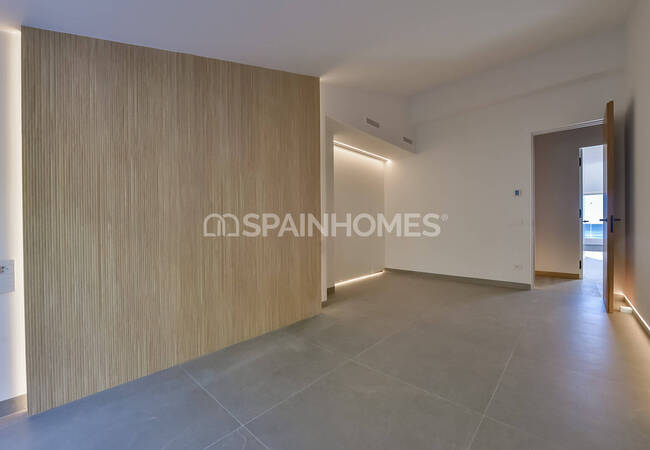 3-bedroom Penthouse Apartment with Open Sea Views in Altea 19