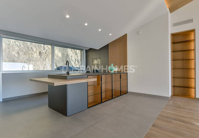 3-bedroom Penthouse Apartment with Open Sea Views in Altea 22