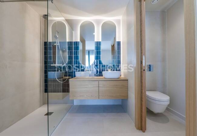 Finestrat'ta Sahile Yakın Bahçeli ve Havuzlu Müstakil Villalar 39