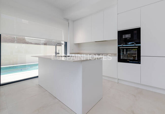 Houses with Private Pool Near the Beach in Finestrat 23