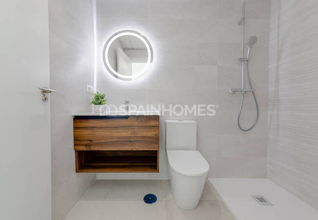 Houses with Private Pool Near the Beach in Finestrat 36