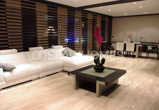 Ready to Move Villa with Stunning Sea and City Views in Benidorm 19