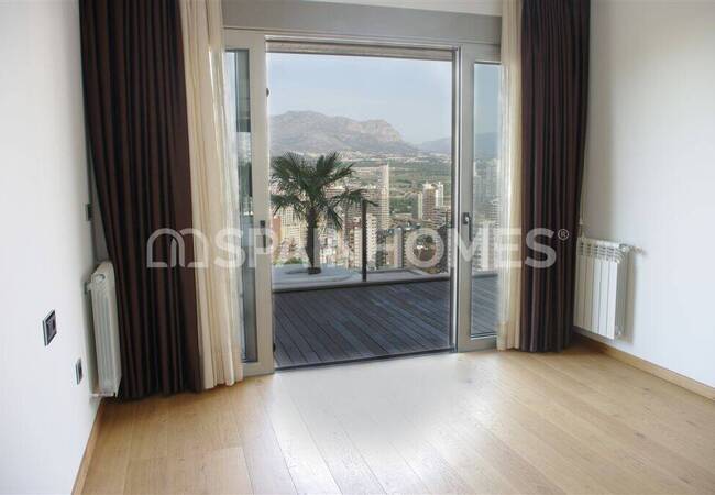 Ready to Move Villa with Stunning Sea and City Views in Benidorm 41