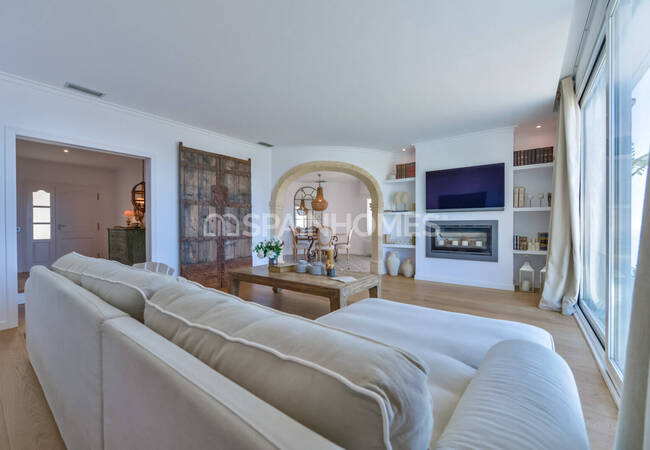 Ready to Move Villa on the Hills of Altea Alicante 19