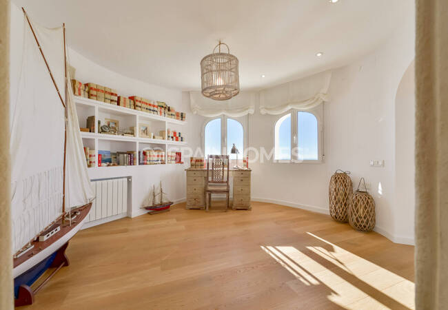 Ready to Move Villa on the Hills of Altea Alicante 33