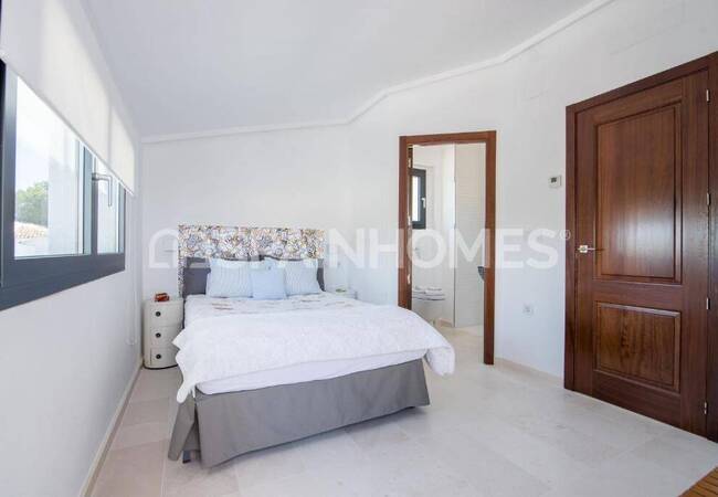 Javea Alicante'nin Mükemmel Konumunda Deniz Manzaralı Villa 38