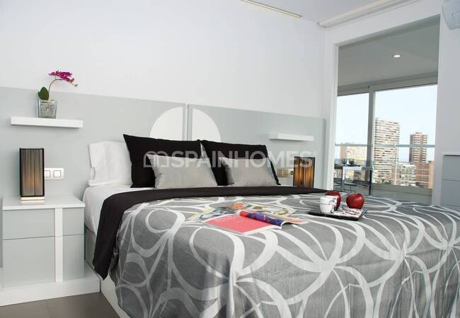 Alicante Benidorm’da Site İçinde Deniz Manzaralı Daireler 91