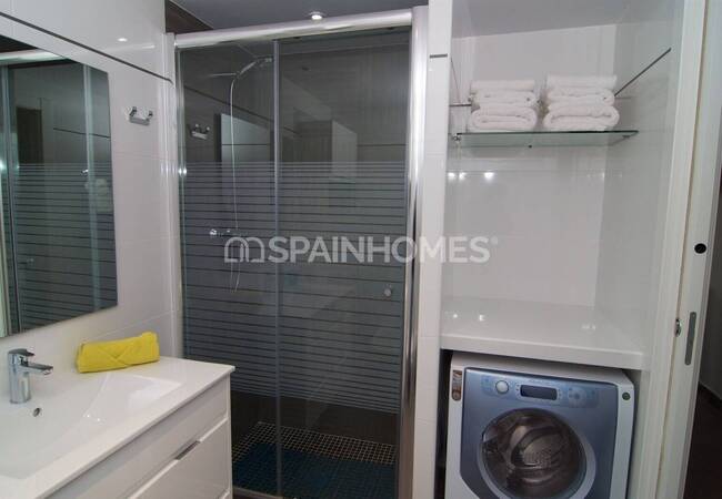 Alicante Benidorm’da Site İçinde Deniz Manzaralı Daireler 104