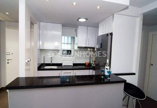 Alicante Benidorm’da Site İçinde Deniz Manzaralı Daireler 33