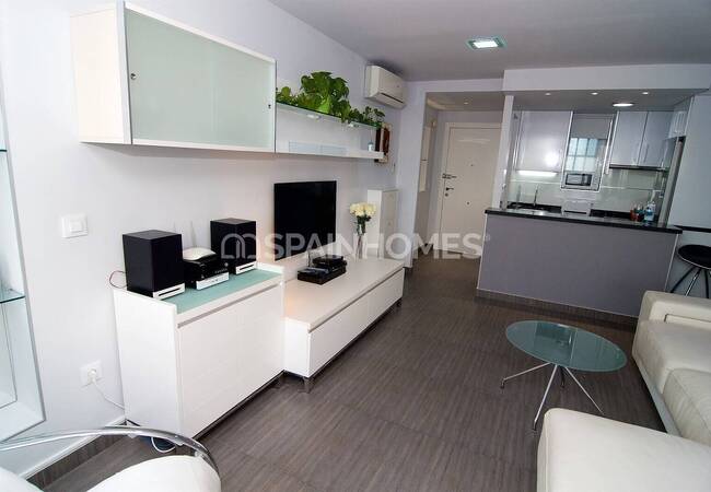 Renovated and Stylish Beachfront Apartments Benidorm Alicante