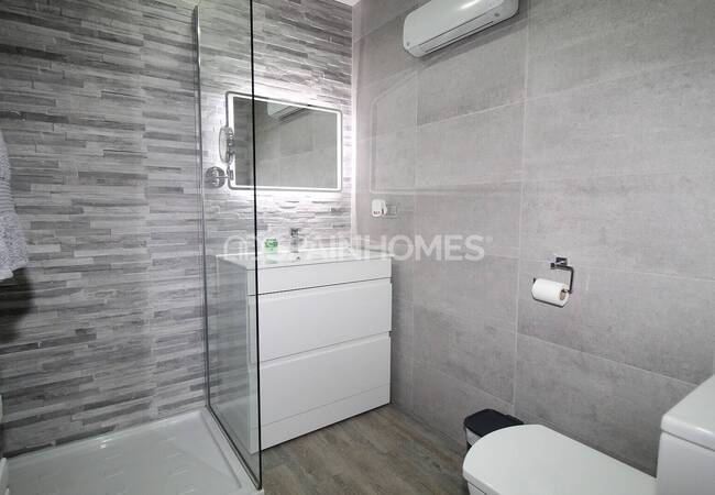 İspanya Algorfa’da Güneşlenme Teraslı ve Otoparklı Modern Ev 17